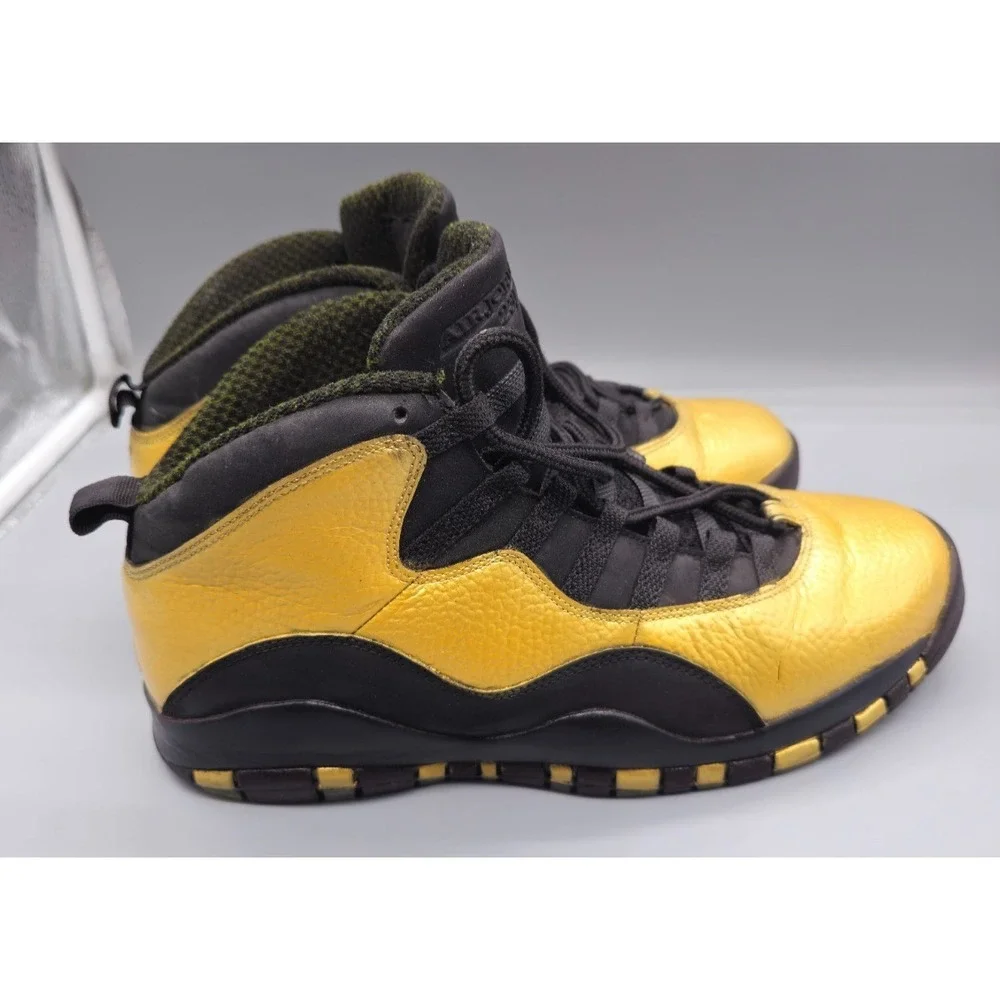Mens Size 11 - Nike Air Jordan 11 Retro Venom Gold Black (310805-033)